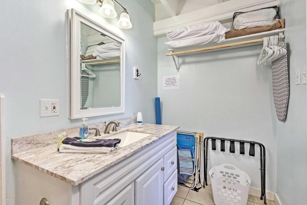 Panama City Beach Studio With Pool And Beach Access Екстер'єр фото